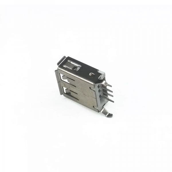 CONECTOR USB CHASIS HEMBRA VERTICAL TIPO A 4 PINES